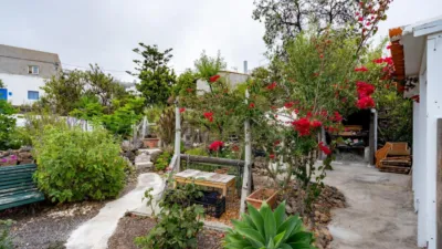 Casa en venta en Calle del Pino del Aire, 22, cerca de Calle San Martin, Chío (Guía de Isora) de 350.000 €