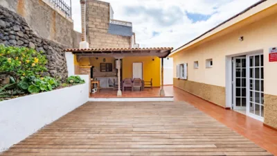 Chalet en venta en Calle General Bajamar, Tejina-Valle de Guerra-Punta del Hidalgo-Bajamar (San Cristóbal de La Laguna) de 530.000 €