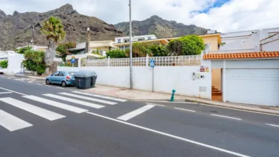 Chalet en venta en Calle General Bajamar, Tejina-Valle de Guerra-Punta del Hidalgo-Bajamar (San Cristóbal de La Laguna) de 530.000 €