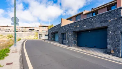 Semi-detached house on Calle Tenesor photo 12