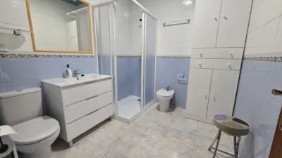 Casa adosada en alquiler en Calle de Cuacos de Yuste, 14, San Luis-San Juan-Santa Isabel (Mérida) de 600 €<span>/mes</span>