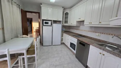Casa adosada en alquiler en Calle de Cuacos de Yuste, 14, San Luis-San Juan-Santa Isabel (Mérida) de 600 €<span>/mes</span>