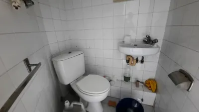 Local comercial en venta en Carrer de Sant Jaume, cerca de Plaça de la Caserna, Instituts-Ponent (Granollers) de 49.000 €