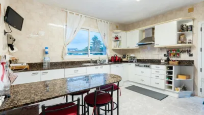Chalet en venta en Carretera de Sant Feliu, L'Ametlla del Vallès de 395.000 €