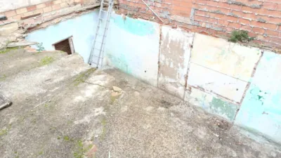 House in Centre photo 11
