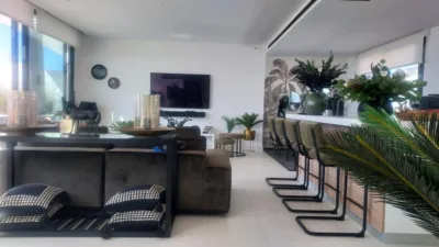 Penthouse in El Higuerón photo 9