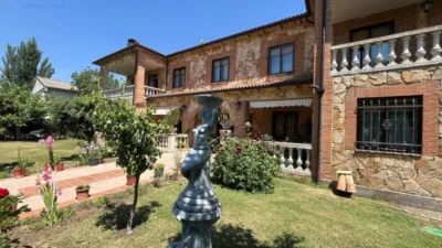 Chalet in Los Balbases photo 2