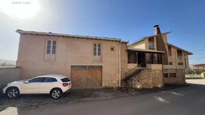 Terraced house on Paseo Puerta del Monte photo 2