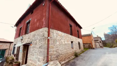 House on Calle Real photo 64
