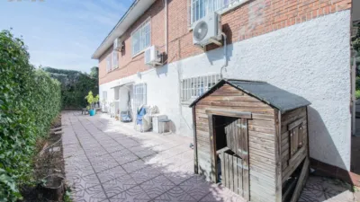 Chalet on Calle del Río Duero photo 25
