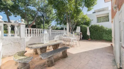 Chalet on Calle del Río Duero photo 26