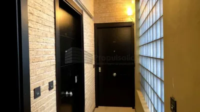 Dúplex en venta en Calle de Alcalá, Casco Antiguo (Zaragoza Capital) de 195.000 €