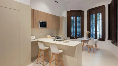 Piso en venta en Carrer d'Olzinelles, cerca de Carrer de Sants, Sants (Distrito Sants-Montjuïc. Barcelona Capital) de 395.000 €