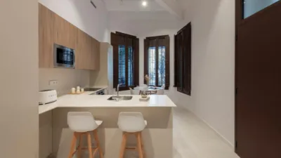Piso en venta en Carrer d'Olzinelles, cerca de Carrer de Sants, Sants (Distrito Sants-Montjuïc. Barcelona Capital) de 395.000 €