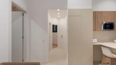 Piso en venta en Carrer d'Olzinelles, cerca de Carrer de Sants, Sants (Distrito Sants-Montjuïc. Barcelona Capital) de 395.000 €
