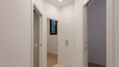 Piso en venta en Carrer d'Olzinelles, cerca de Carrer de Sants, Sants (Distrito Sants-Montjuïc. Barcelona Capital) de 395.000 €