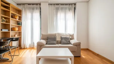 Apartamento en alquiler en Calle de Carlos Arniches - Imagen 3