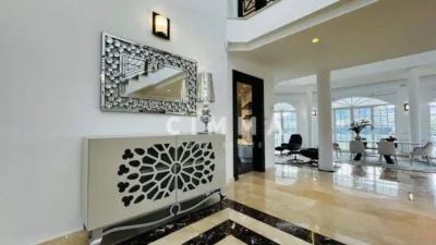 Chalet on Carrer Tenerife photo 26