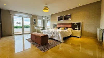 Chalet on Carrer Tenerife photo 33
