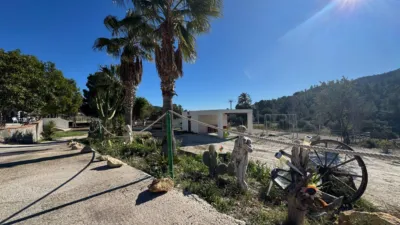 Rustic farm on Partida L'atzubia Street photo 60