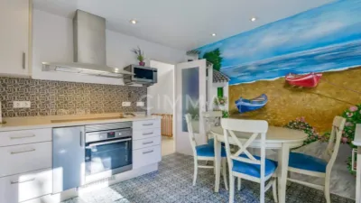 Chalet on Carrer Illa Mallorca photo 10
