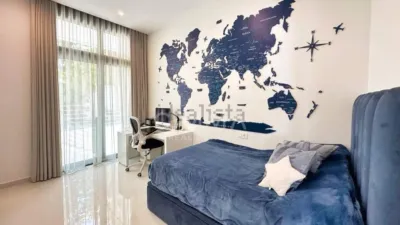 Chalet on Carrer Roma photo 31