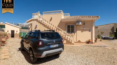 Chalet on Calle Limaria photo 3