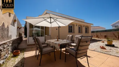 Chalet on Calle Limaria photo 7