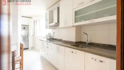 Apartment on Jerónimo Sáinz de la Maza Street photo 3