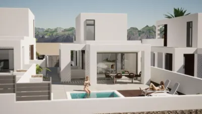 House on Panorama Tres Islas Street photo 3