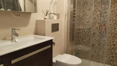 Piso en alquiler en Paseo de la Marina Española, Suances de 750 €<span>/mes</span>