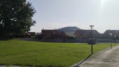 Chalet en alquiler en Barrio de los Vispieres, Santillana del Mar de 1.300 €<span>/mes</span>