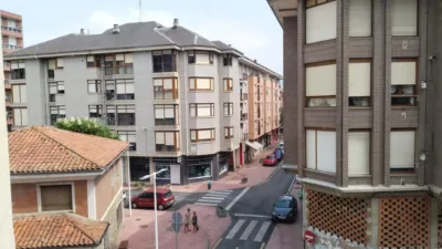 Piso en alquiler en Calle de la Paz, 7, Los Corrales de Buelna de 790 €<span>/mes</span>