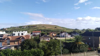 Dúplex en alquiler en Calle Monte Noba, Miengo de 700 €<span>/mes</span>