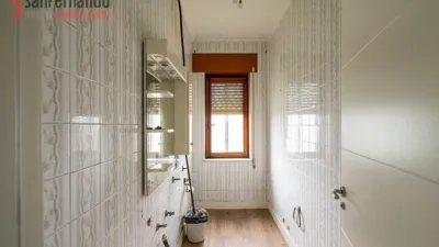 House in Barreda photo 23