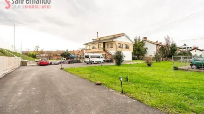 House in Barreda photo 3