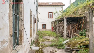Casa – Corvera de Toranzo - Més