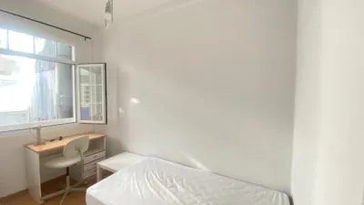 Piso en alquiler en Calle del General Pardiñas, 21, Ensanche (Santiago de Compostela) de 1.450 €<span>/mes</span>