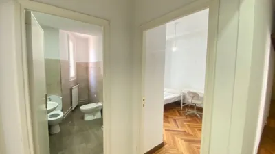 Piso en alquiler en Calle del General Pardiñas, 21, Ensanche (Santiago de Compostela) de 1.450 €<span>/mes</span>