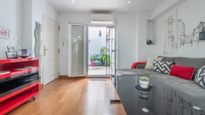 Apartment on Gloria Street photo 25