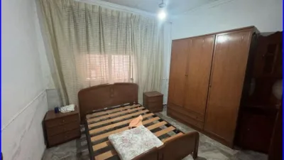 House in the Centre photo 6