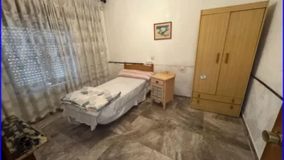 House in the Centre photo 7