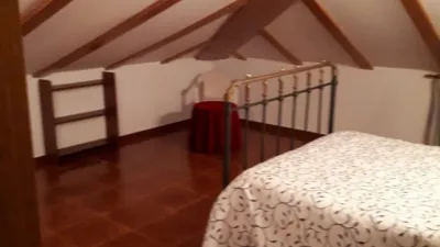 House in Sierro photo 30