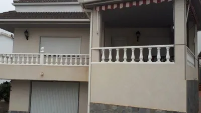House in Sierro photo 4