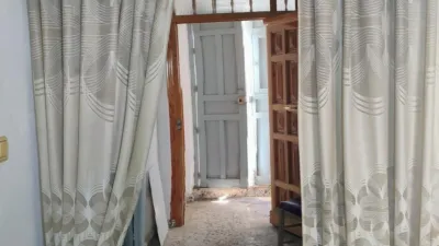 House in the Centre photo 3