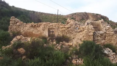 Rustic finca on Calle Paraje los Molinos photo 9