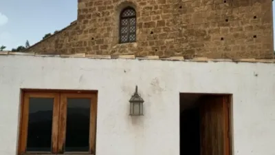 House on Calle Real photo 20
