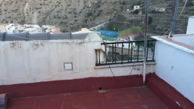 House in Sierro photo 33