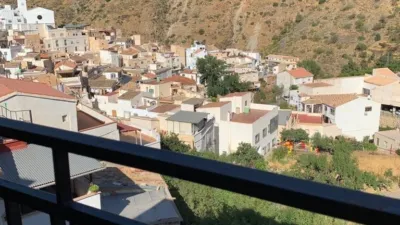House in Sierro photo 36