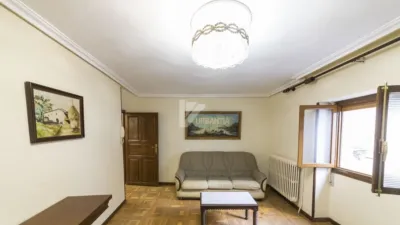 Chalet on Calle de la Virgen del Castillo photo 15